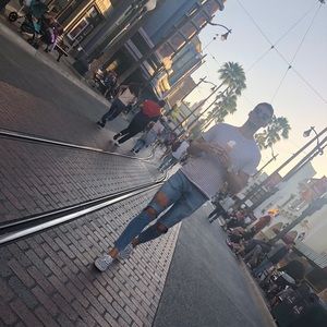 Meet your Posher, Pepe